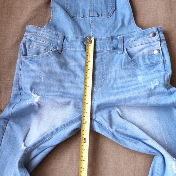 Wax Jean Distressed Bib Style Light Wash Denim Overalls ✨️ - Picture 7 of 11